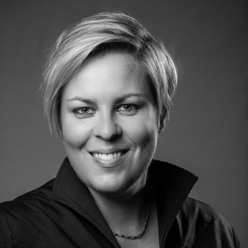 Delphine Preyers | Channel Sales for Business Applications, Microsoft